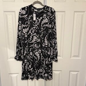Maurices Black and White Paisley Long Sleeve Dress